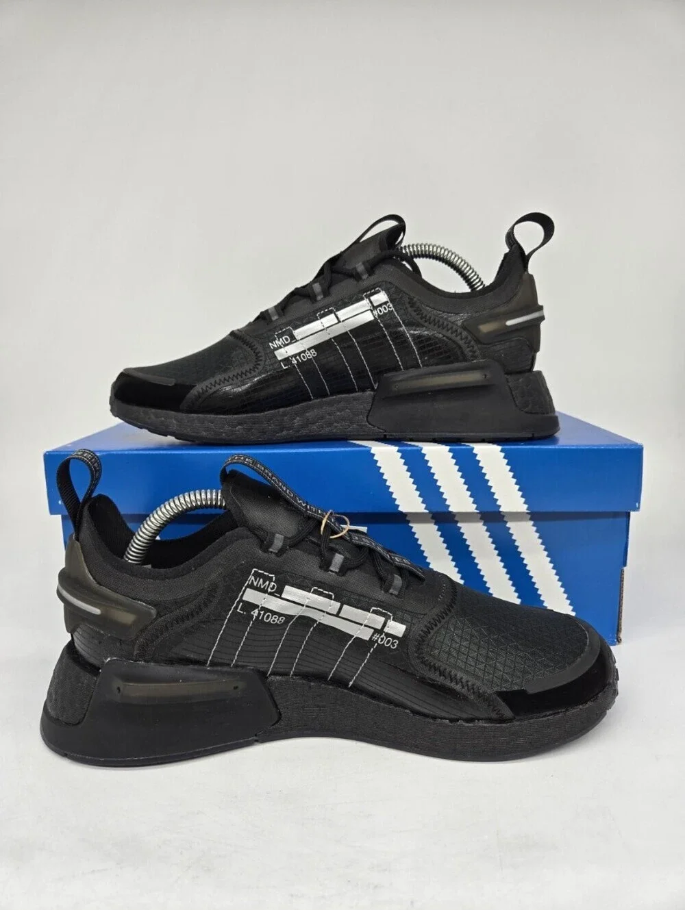 adidas Women's NMD_V3 GW5657 Core Black Silver Metallic Shoes Size 9